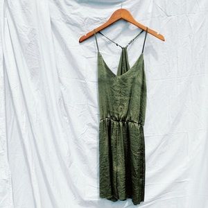 Sleek | Olive romper POCKETS!!